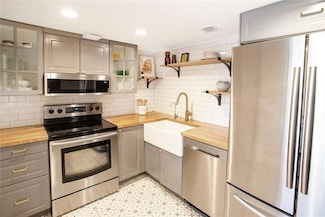 2600 S Course Dr Unit 202, Pompano Beach, FL 33069
