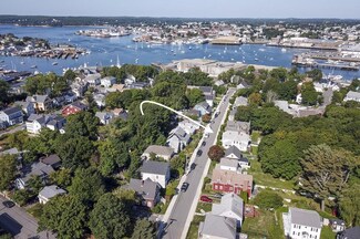 16 Chapel St, Gloucester, MA 01930