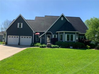 812 N 8th Ave, Winterset, IA 50273