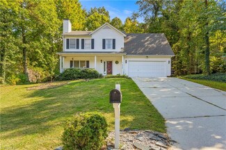 4208 Brentonshire Ln, High Point, NC 27265