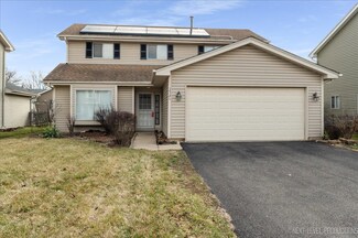 1721 Cumberland Rd Unit 8B, Aurora, IL 60504