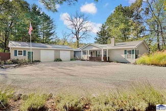 1643 N Oak North Pine Ln, Center Point, IN 47840