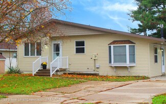 807 Linden St, Charlotte, MI 48813