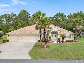 31 Cactus St, Homosassa, FL 34446