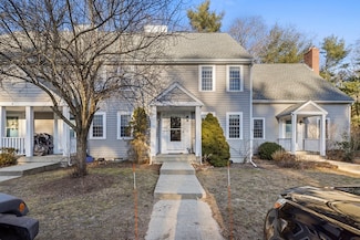 57 Twin Lakes Dr, Halifax, MA 02338