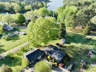 1659 Eastern Shores Rd, Littleton, NC 27850