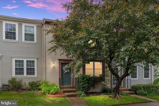 13653 Wildflower Ln, Clifton, VA 20124