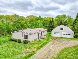 23 50th Fire Rd, China, ME 04358