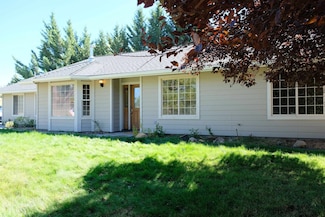 17415 Cottontail Dr, Weed, CA 96094