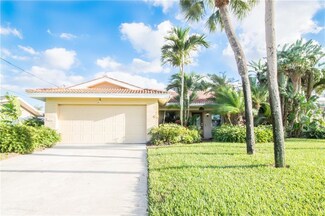 1096 79th St S, Saint Petersburg, FL 33707
