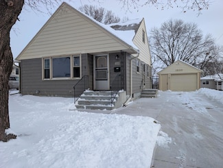 1500 16 1 2 Ave NW, Rochester, MN 55901