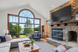 4155 Bluff Ln Unit 104, Fish Creek, WI 54212