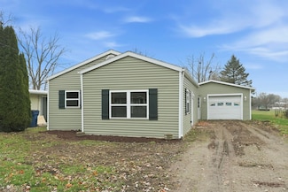 600 N Washington St, Angola, IN 46703