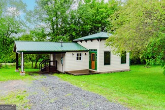 5198 Highway 52 E, Ellijay, GA 30536