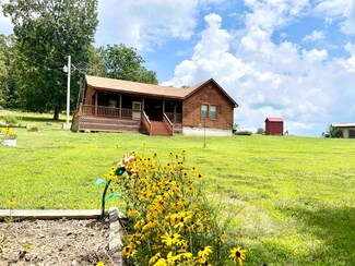 3219 Hill String Rd, Viola, AR 72583