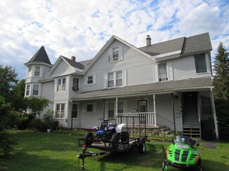 20 Androscoggin St, Gorham, NH 03581