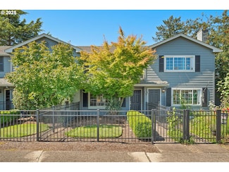 1265 NW Trail Ave Unit 13, Portland, OR 97229
