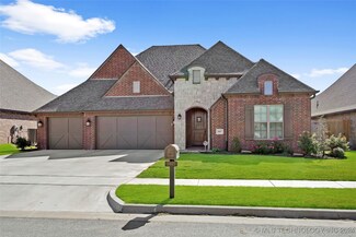 2817 E Quaker St, Broken Arrow, OK 74014
