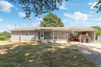17 Collins Ln, Hartselle, AL 35640