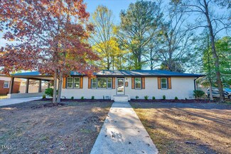 420 Dixie Dr, Selma, NC 27576