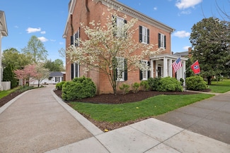 224 3rd Ave S, Franklin, TN 37064