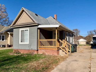 1512 W 3rd St, Hastings, NE 68901