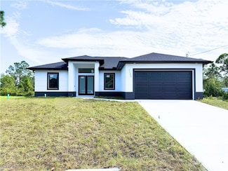 1133 Hatton Ave S, Lehigh Acres, FL 33974