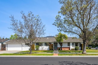 2495 Ramona St, Palo Alto, CA 94301