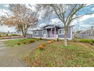 1632 Pritchett Place, Cottage Grove, OR 97424