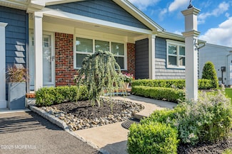 75 Whitmore Dr, Toms River, NJ 08757