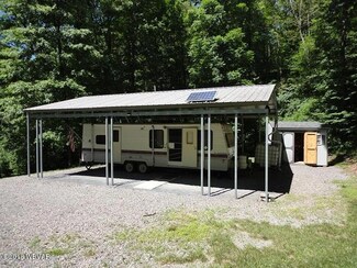 307 Keefer Ln, New Columbia, PA 17856