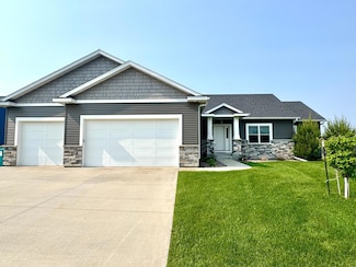 2034 Thea Ln SW, Rochester, MN 55902