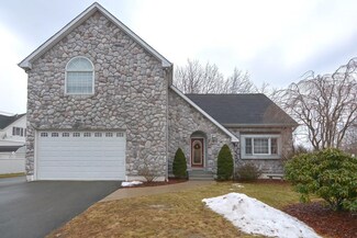 12 Farley St, Methuen, MA 01844