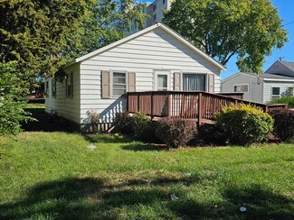 210 W 12th St, Rock Falls, IL 61071