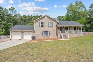 8810 Tangletree Dr, Linden, NC 28356