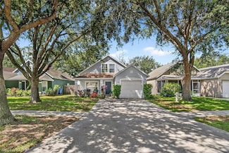 630 Cape Cod Cir, Valrico, FL 33594