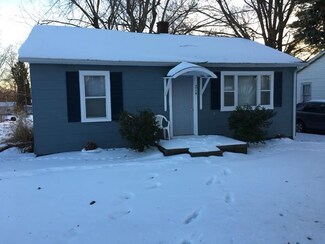 214 W Monroe Ave, Chandler, IN 47610
