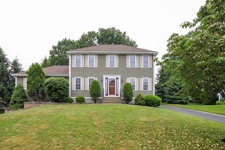 10 Morgan Cir, Holden, MA 01520