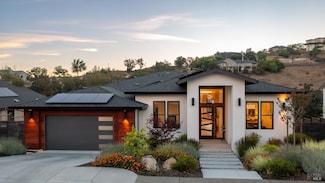 3735 Lakebriar Place, Santa Rosa, CA 95403