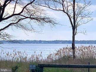 11245 Keokee Ct, Swan Point, MD 20645