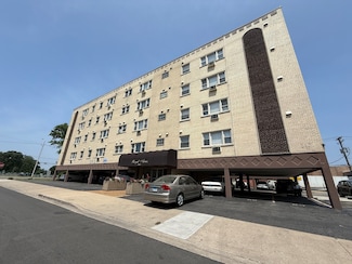 3001 N Thatcher Ave Unit 2D, River Grove, IL 60171