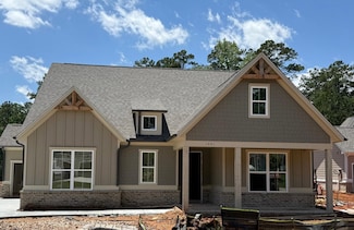 1441 Lake Dr, Greensboro, GA 30642