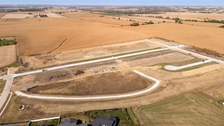 506 Parkview Ct, Mount Vernon, IA 52314