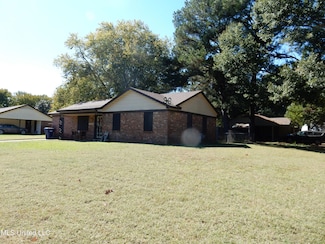 6865 Camelot Rd, Horn Lake, MS 38637