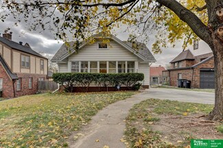 4681 Pine St, Omaha, NE 68106