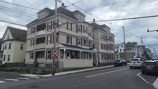 130 University Ave, Lowell, MA 01854