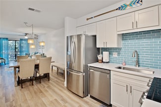 45 Folly Field Rd Unit 18I, Hilton Head Island, SC 29928