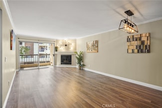 5510 Owensmouth Ave Unit 206, Woodland Hills, CA 91367