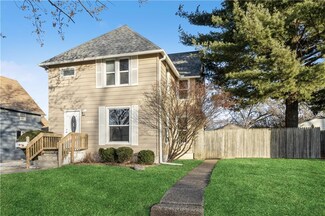 409 8th St, West Des Moines, IA 50265