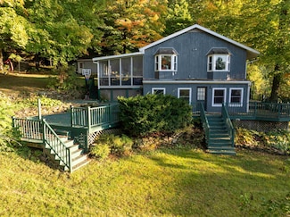 85 Sand Rd, Colchester, VT 05446